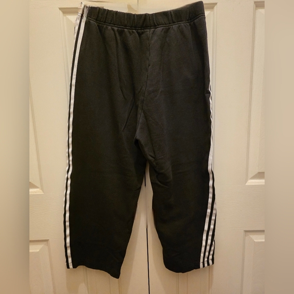 Adidas Women's OG Cotton Crop Pant - Size Large - NWOT🖤🤍 - Picture 3 of 5